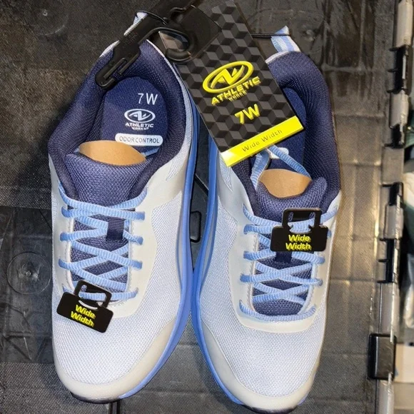 Athletic Works White and Blue Wide Sneakers Size 7 - Picture 6 of 9